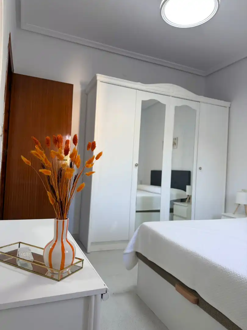 Habitación de Piso en venta en Castuera con Amueblado, Horno y Lavadora