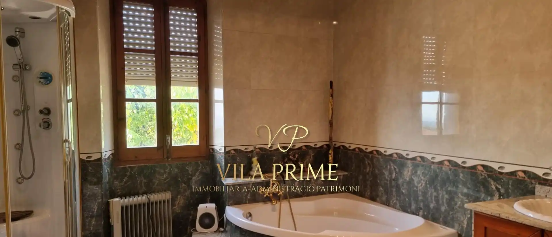 Badezimmer von Country house zum Verkauf in Mataró mit Klimaanlage, Heizung und Privatgarten