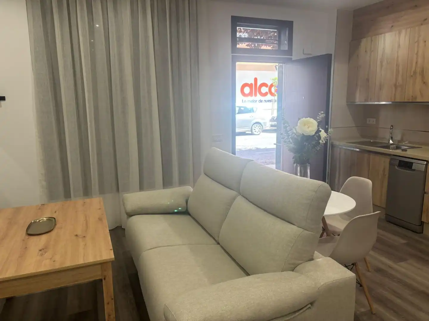 Sala d'estar de Loft de lloguer en Córdoba amb Aire condicionat i Moblat