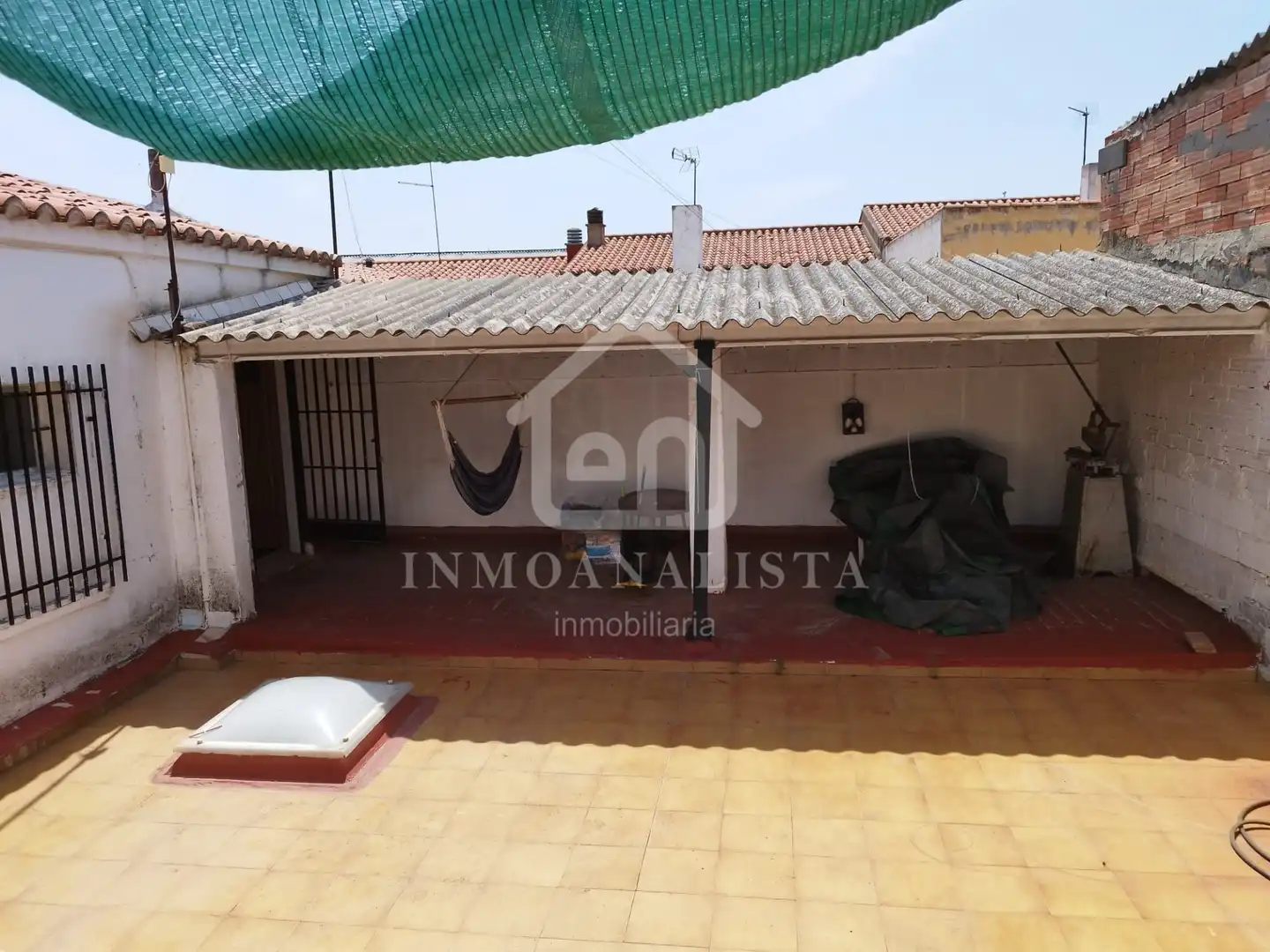 Terrace of Houses for sale in Requena  with Air Conditioner, Terrace and Storage room