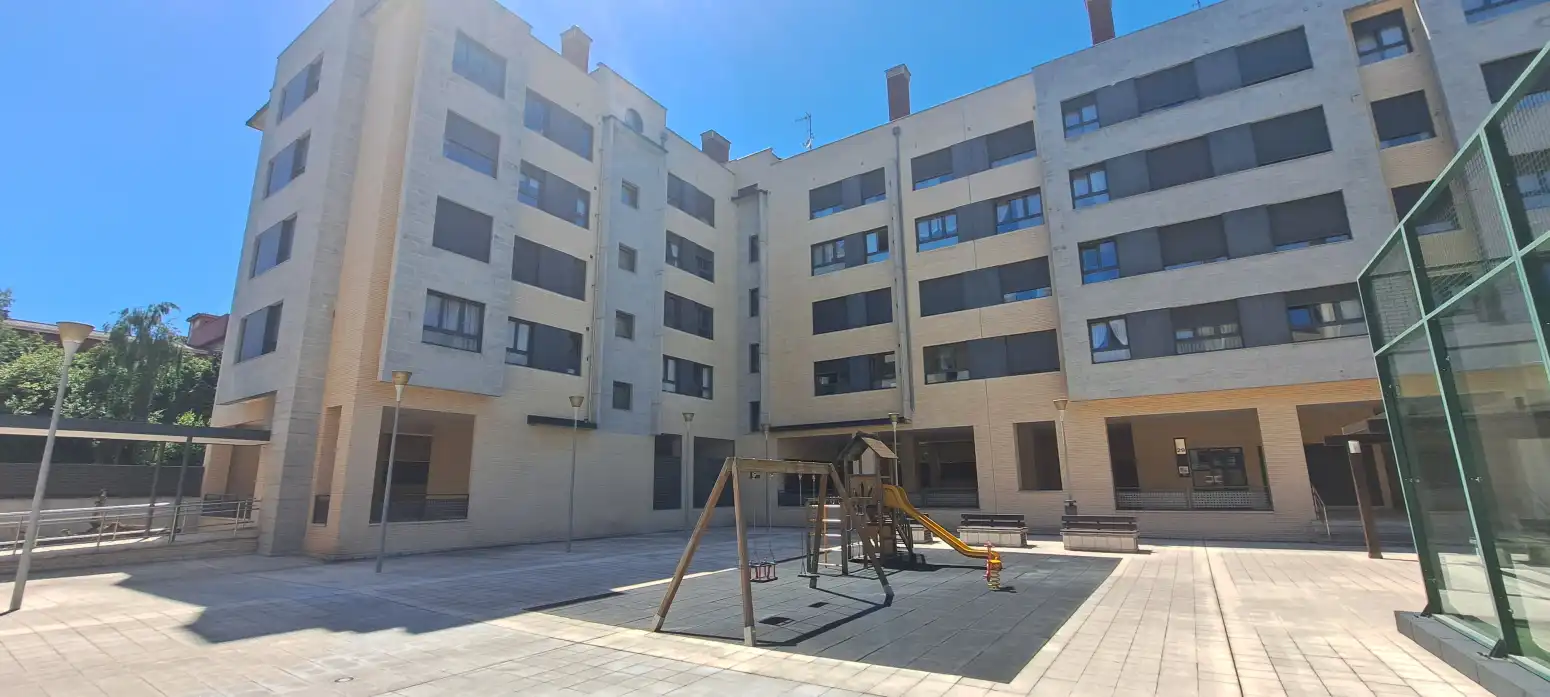 Wohnung mit Garten zum Verkauf in Gijón - AV OVIEDO
