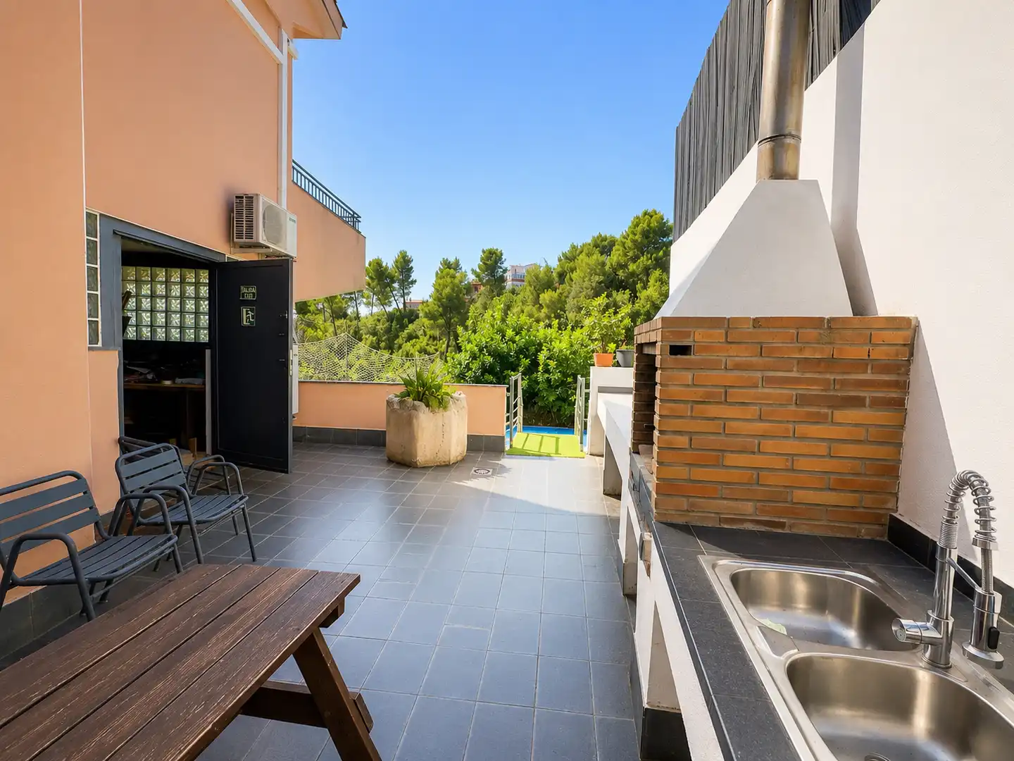 Terrassa de Casa o xalet en venda en Rubí amb Aire condicionat, Calefacció i Jardí privat