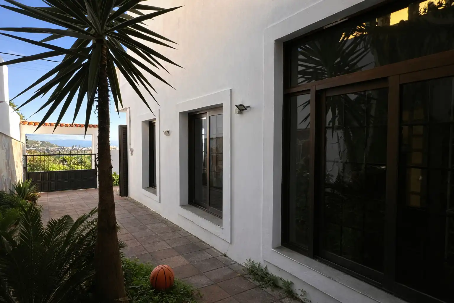 Exterior view of Houses for sale in San Cristóbal de la Laguna  with Air Conditioner, Heating and Private garden