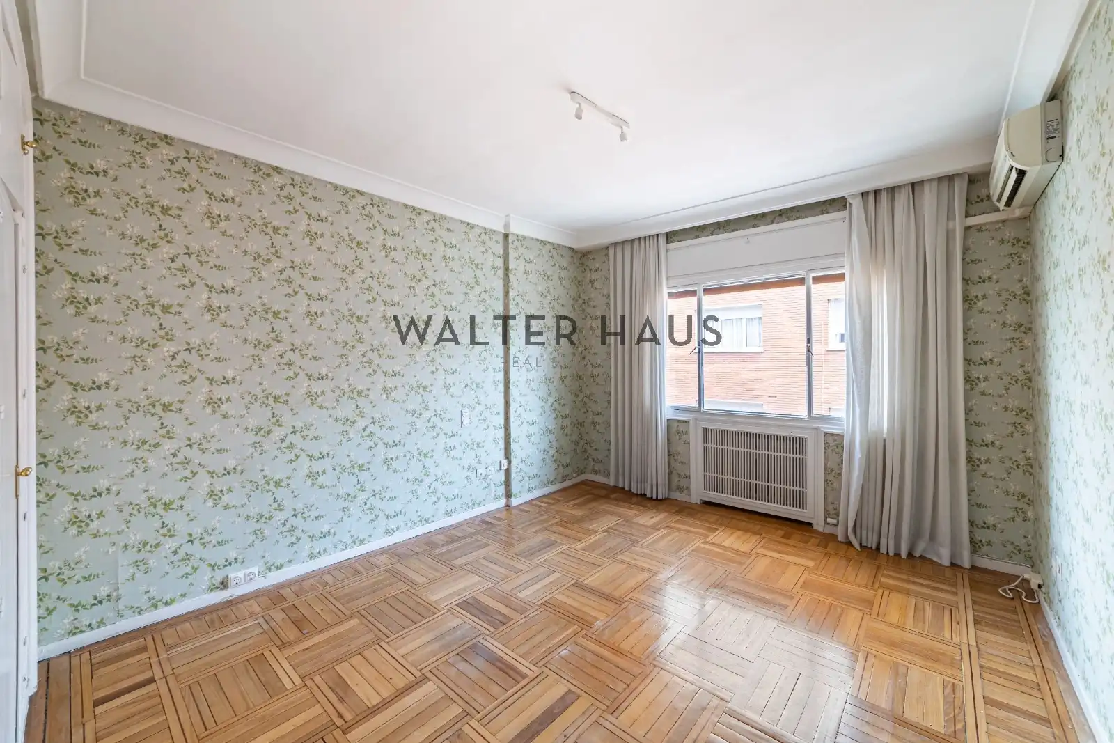 Habitación de Piso en venta en Madrid con Aire acondicionado, Calefacción y Terraza