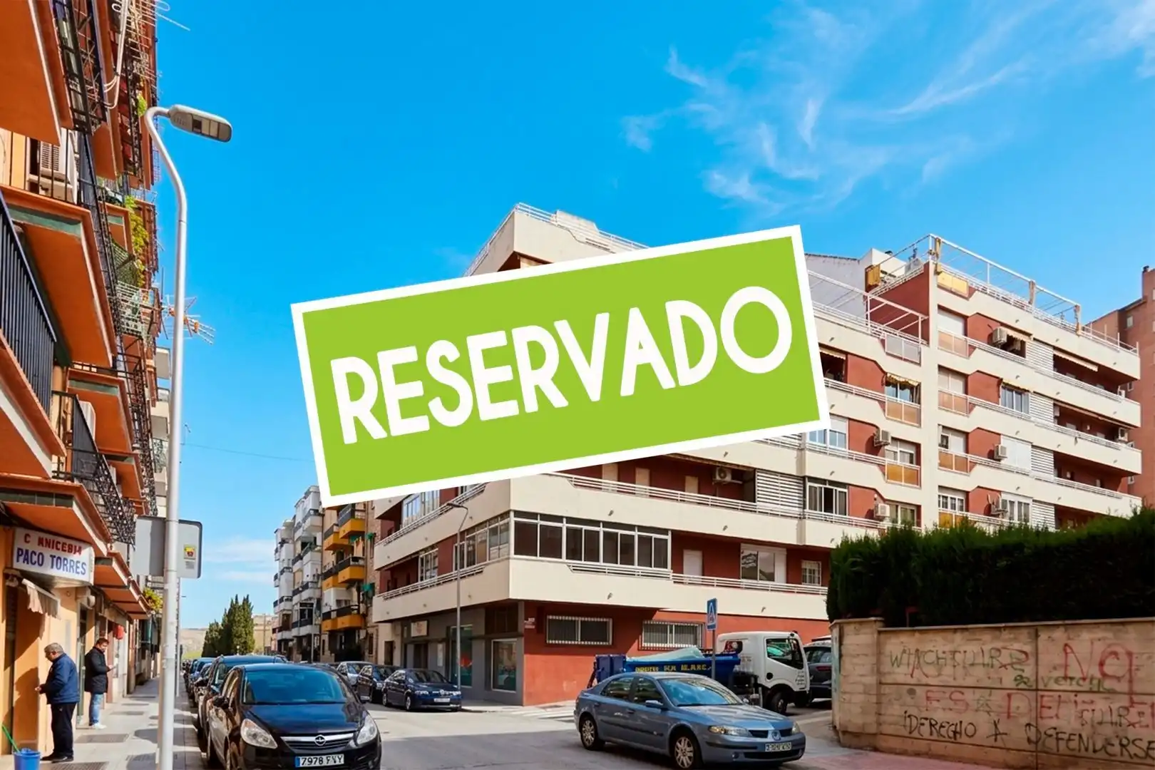 Außenansicht von Wohnung zum Verkauf in Jaén mit Klimaanlage, Heizung und Terrasse