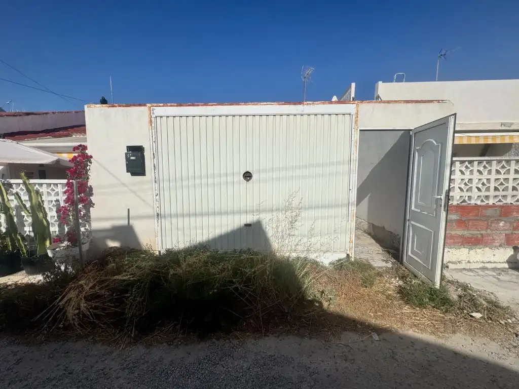 Casa adosada en venta en Torrevieja