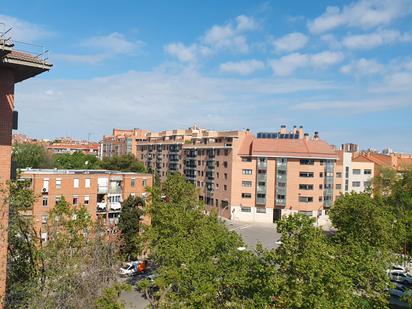 Vista exterior de Pis en venda en  Madrid Capital amb Aire condicionat, Calefacció i Moblat