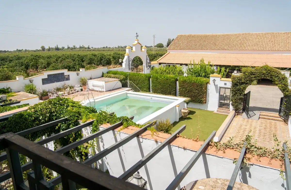 Terrassa de Casa o xalet en venda en Espartinas amb Calefacció, Jardí privat i Terrassa