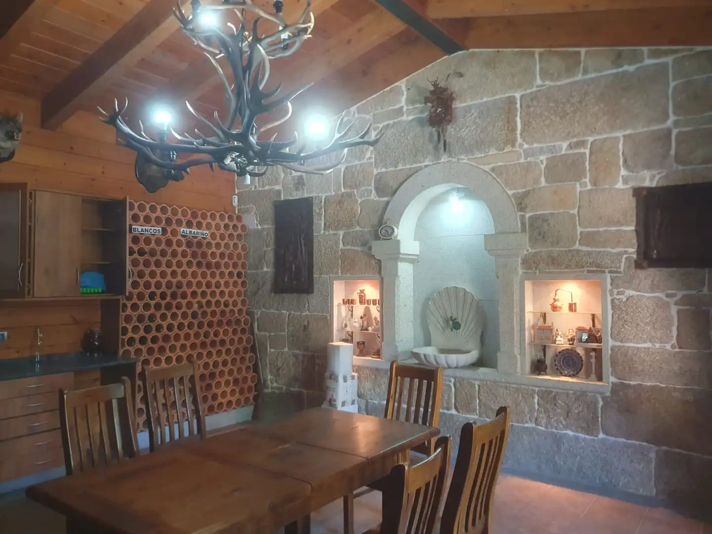 Casa rústica amb terrassa en venda a Pantón, imagen 17