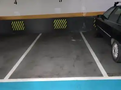 Parkplatz von Garage zur Miete in Coslada