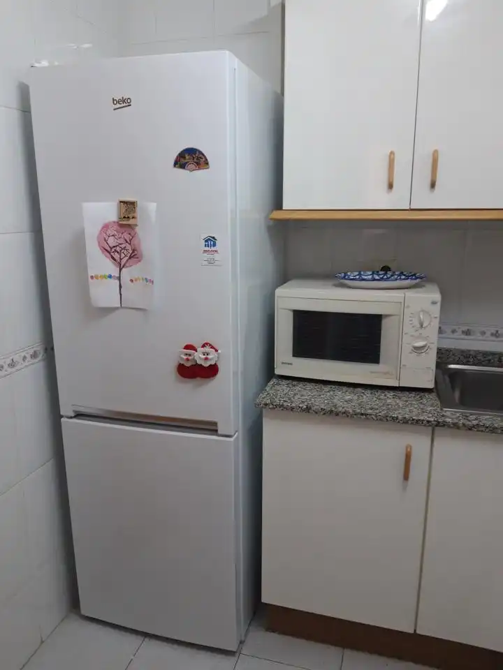 Cocina de Piso de alquiler en Tarragona con Aire acondicionado, Terraza y Trastero