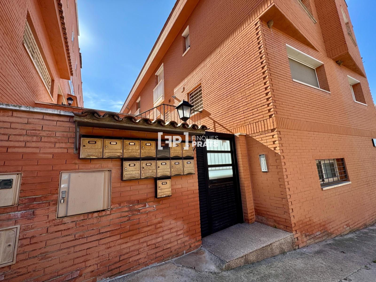 Vista exterior de Casa adosada en venta en Puigverd de Lleida con Aire acondicionado, Calefacción y Terraza