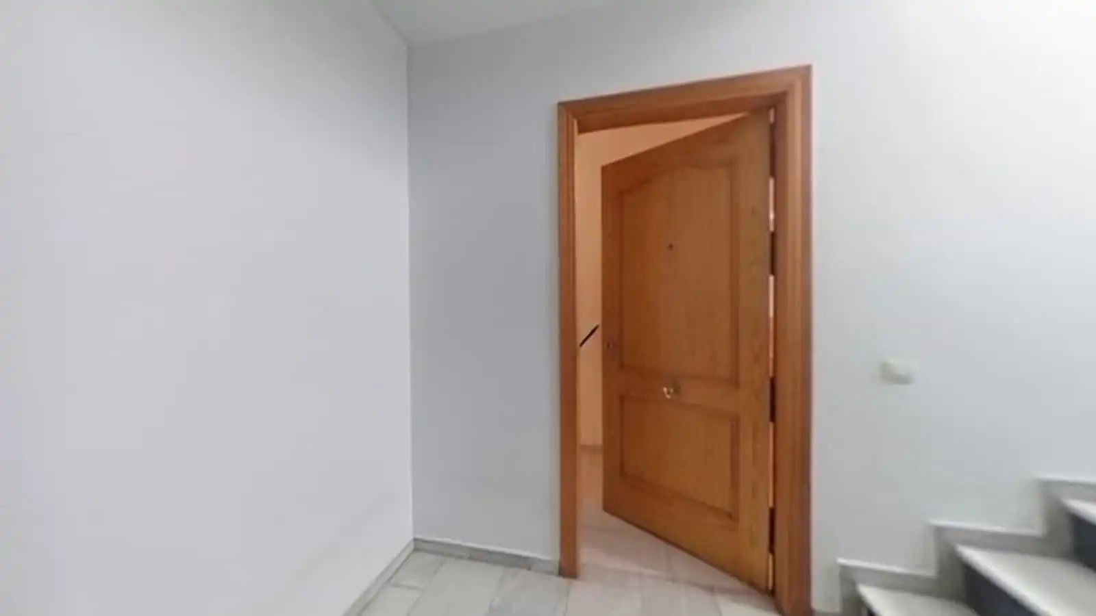 Wohnung zum Verkauf in Sorvilán mit Klimaanlage und Möbliert