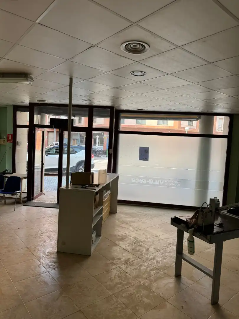 Business premises for sale in Carrer de l'Onze de Setembre 19