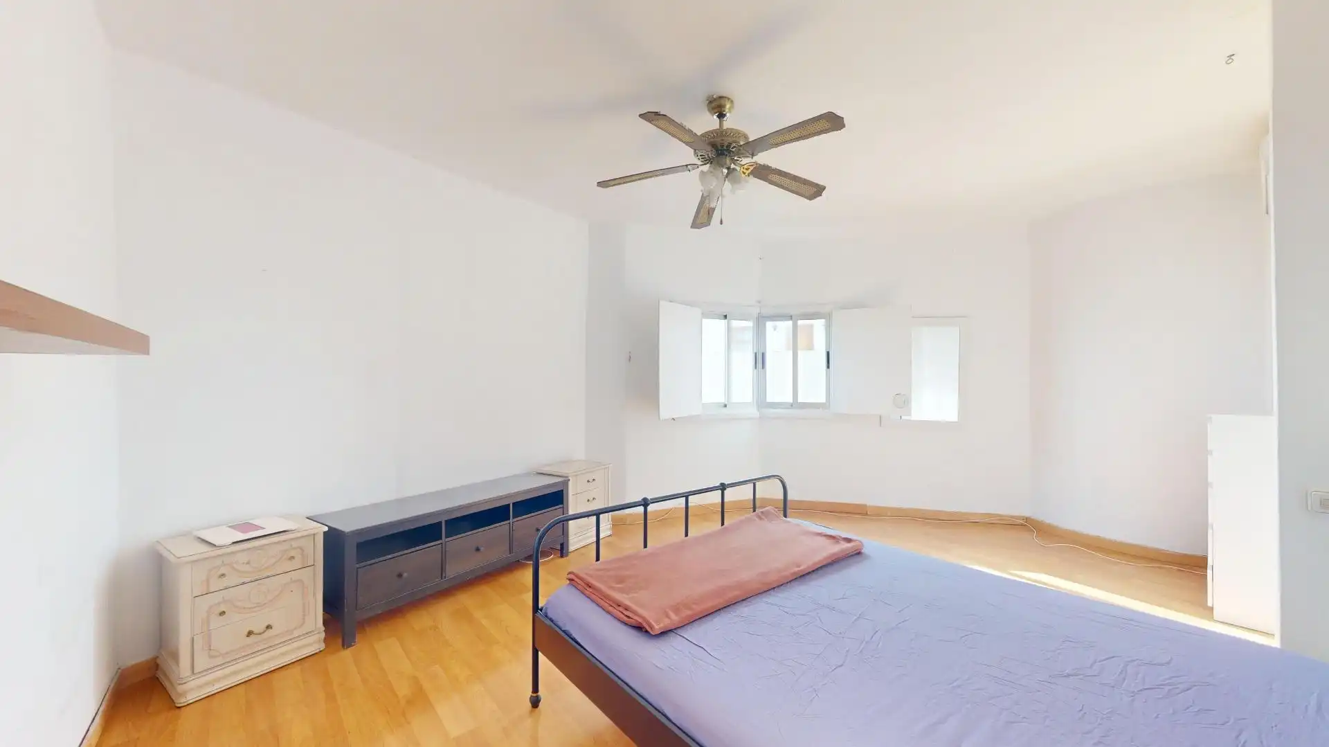 Flat for rent in Calle PINO, 11, La Cuesta -Finca España