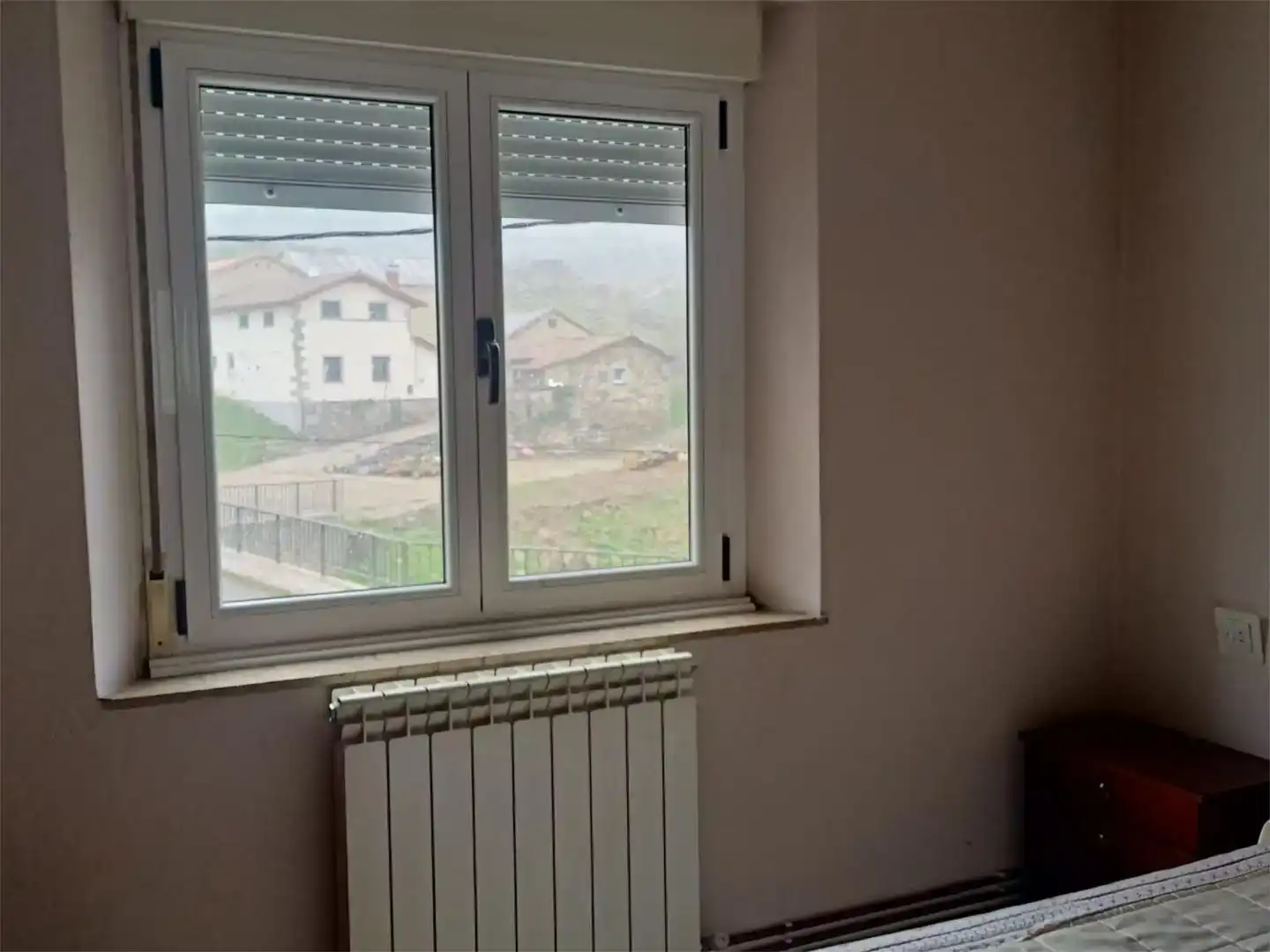 Dormitori de Casa o xalet en venda en Valdelugueros amb Terrassa