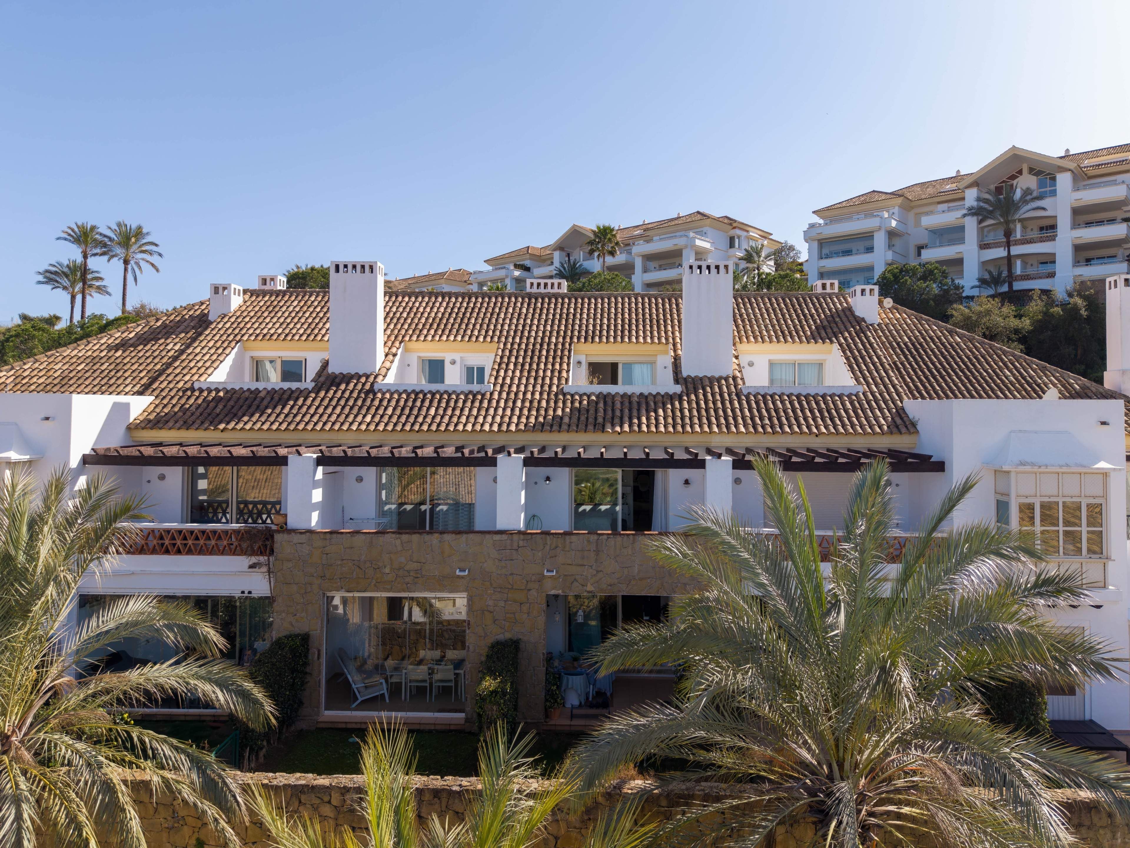 Außenansicht von Einfamilien-Reihenhaus zum Verkauf in  Madrid Capital mit Terrasse