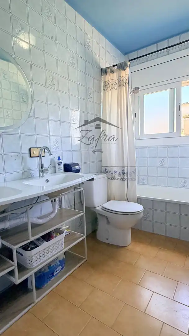 Casa con jardín en venta en Carrer Carrer Canigó, imagen 36