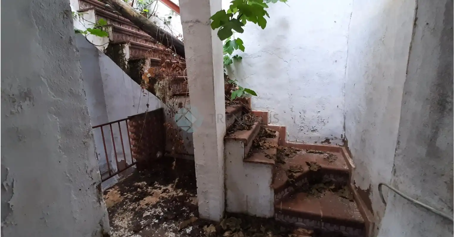 Casa adosada en venda en Teresa de Cofrentes