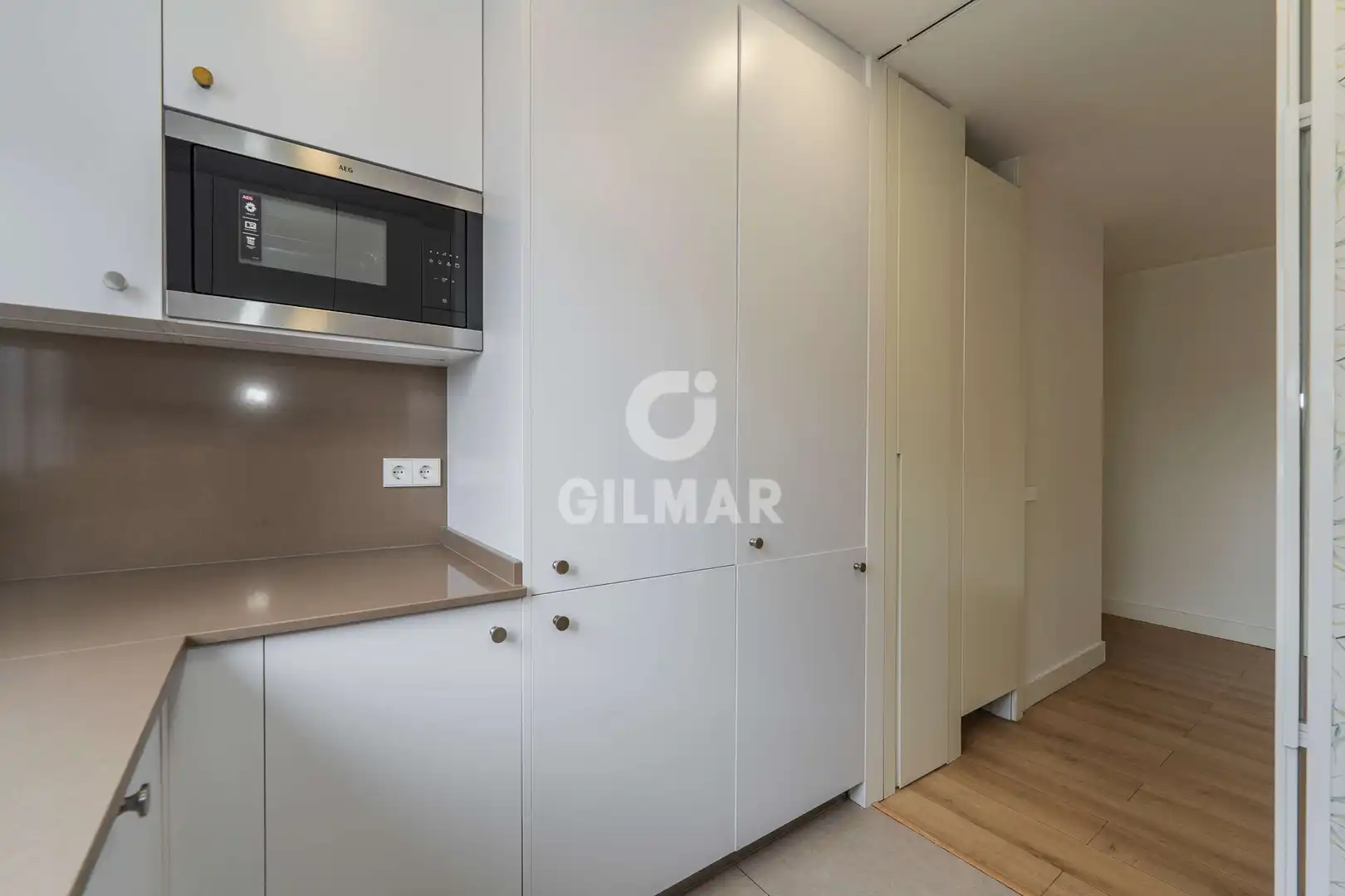 Cocina de Piso en venta en Madrid con Calefacción y Balcón