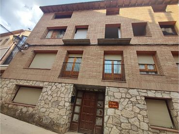 Mixte résidentiel à vendre à Calle MAYOR