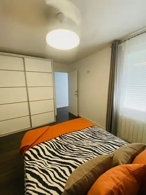 Habitación de Piso de alquiler en Albacete con Aire acondicionado, Calefacción y Amueblado