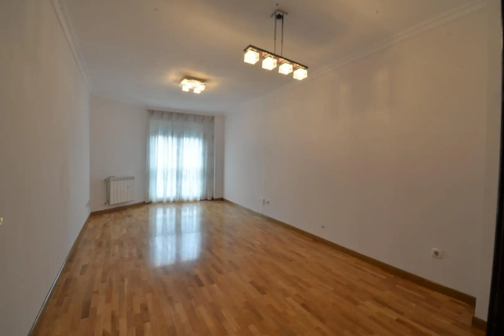 Sala de estar de Piso en venta en Oviedo  con Calefacción y Trastero