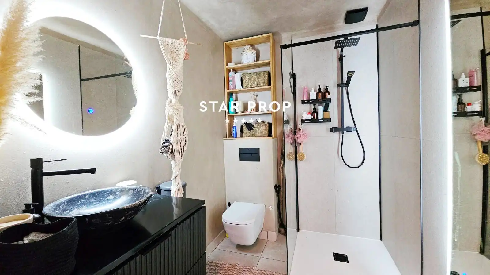 Baño de Casa adosada en venta en Llançà con Terraza, Trastero y Amueblado