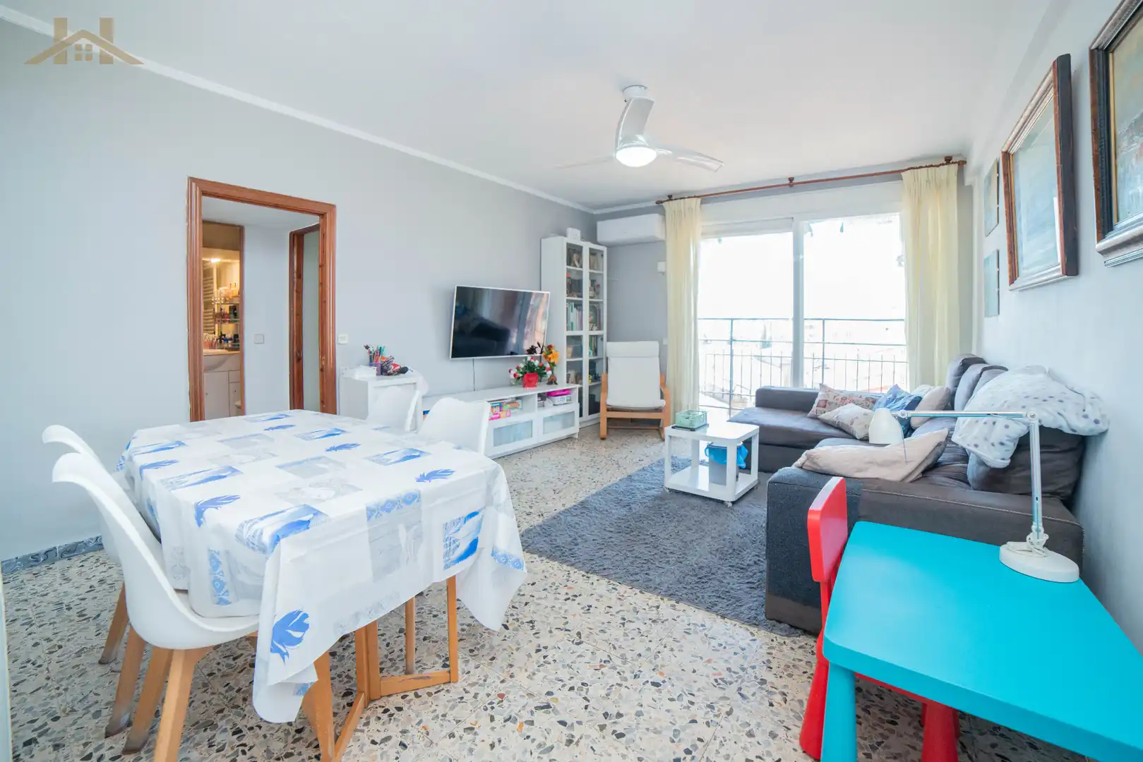 Sala de estar de Piso en venta en Valdemoro con Calefacción y Balcón