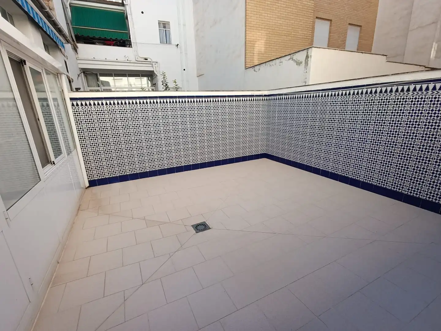 Terrace of Flat for sale in Linares  with Air Conditioner, Heating and Storage room