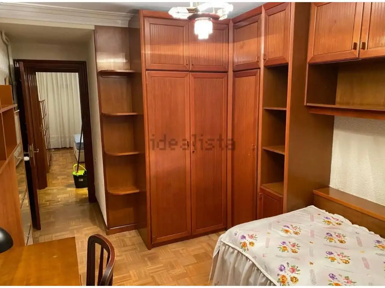 Bedroom of Flat for sale in Gijón   with Heating, Parquet flooring and Furnished