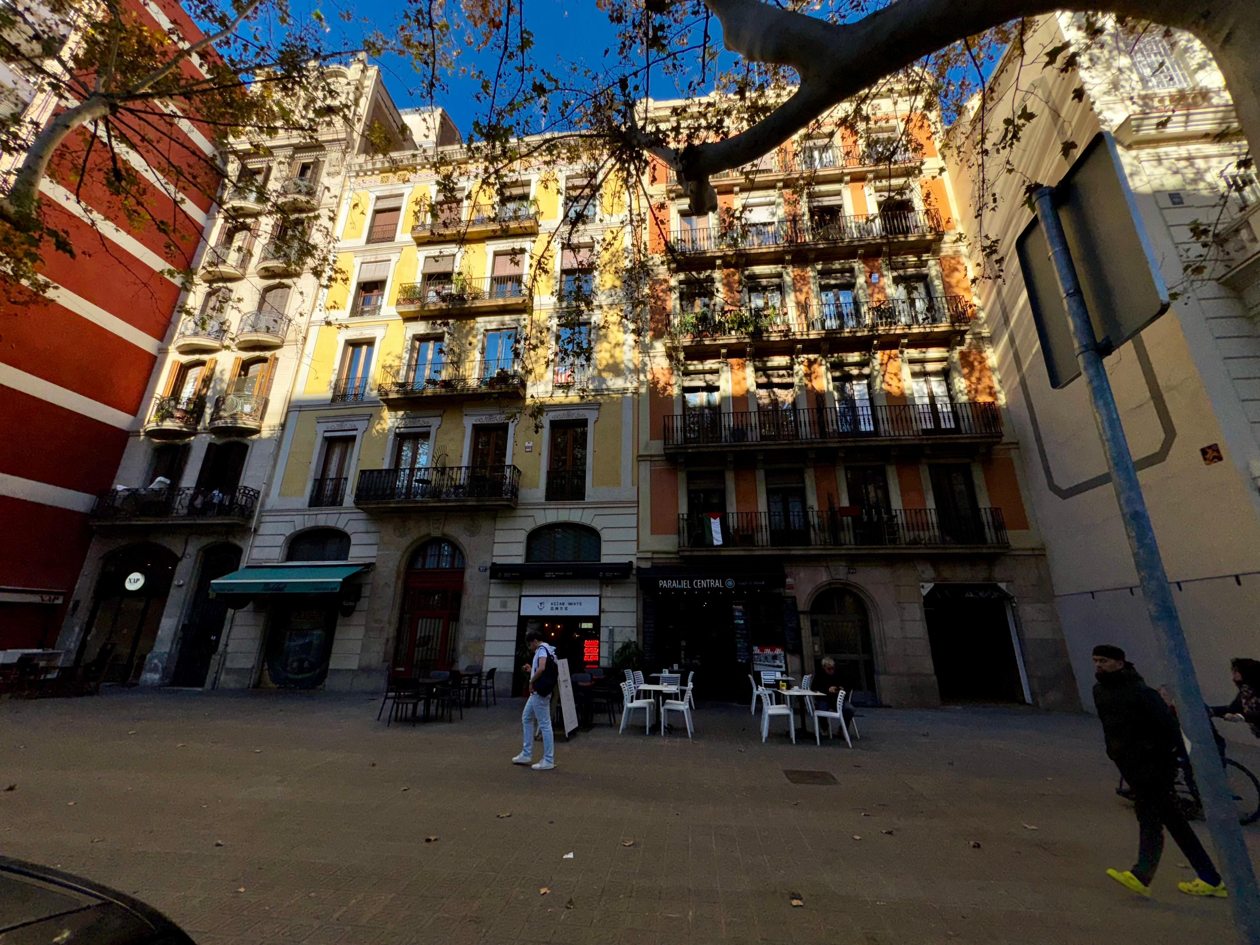 Vista exterior de Local de lloguer en  Barcelona Capital