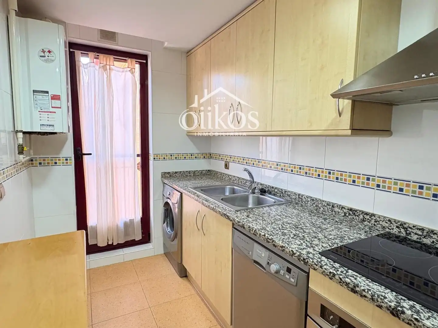 Cocina de Piso en venta en Salamanca con Calefacción, Parquet y Piscina