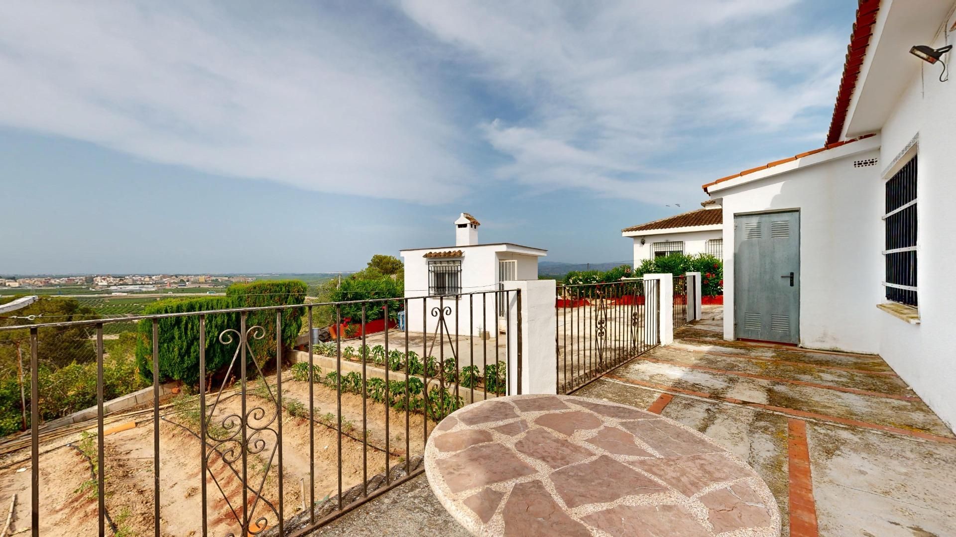 Jardí de Casa o xalet en venda en Alberic amb Calefacció, Jardí privat i Terrassa