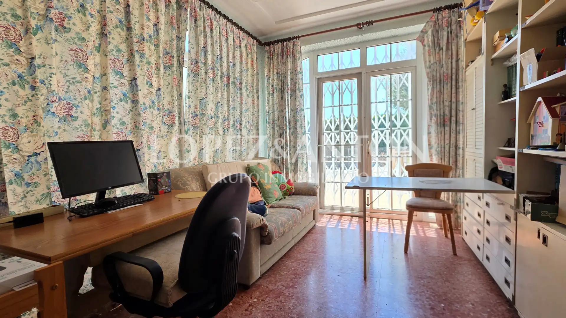 Sala de estar de Casa o chalet en venta en San Antonio de Benagéber con Aire acondicionado, Calefacción y Jardín privado