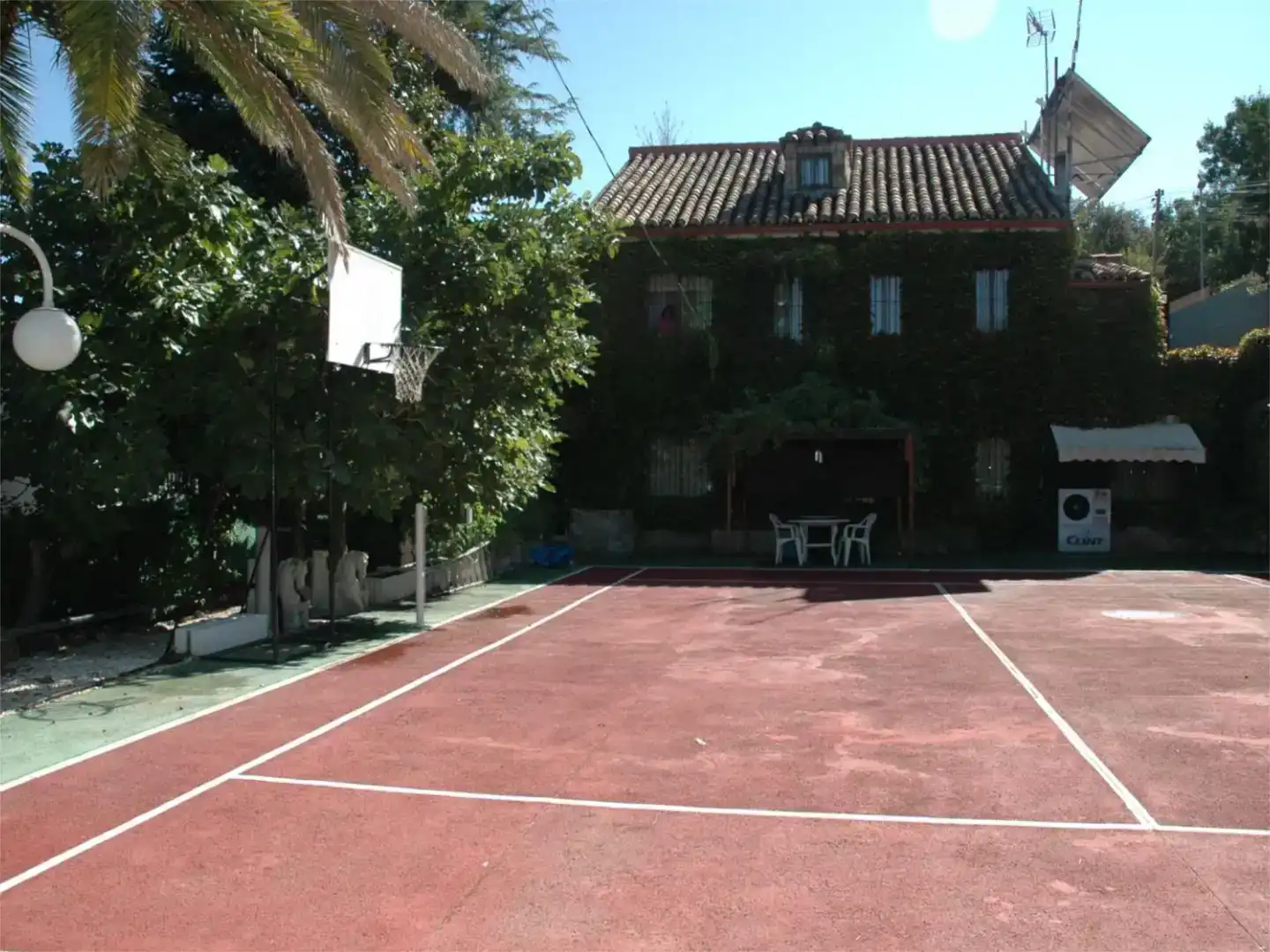 Vista exterior de Pis en venda en El Casar amb Aire condicionat, Jardí privat i Traster