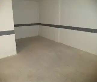 Aparcament amb ascensor en venda a C/ Hermanos Pinzón, imagen 2