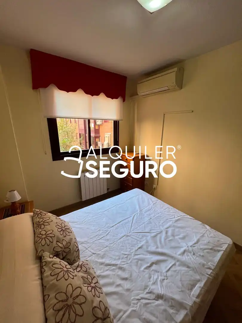 Wohnung zur Miete in San Cipriano, Valdebernardo - Valderribas