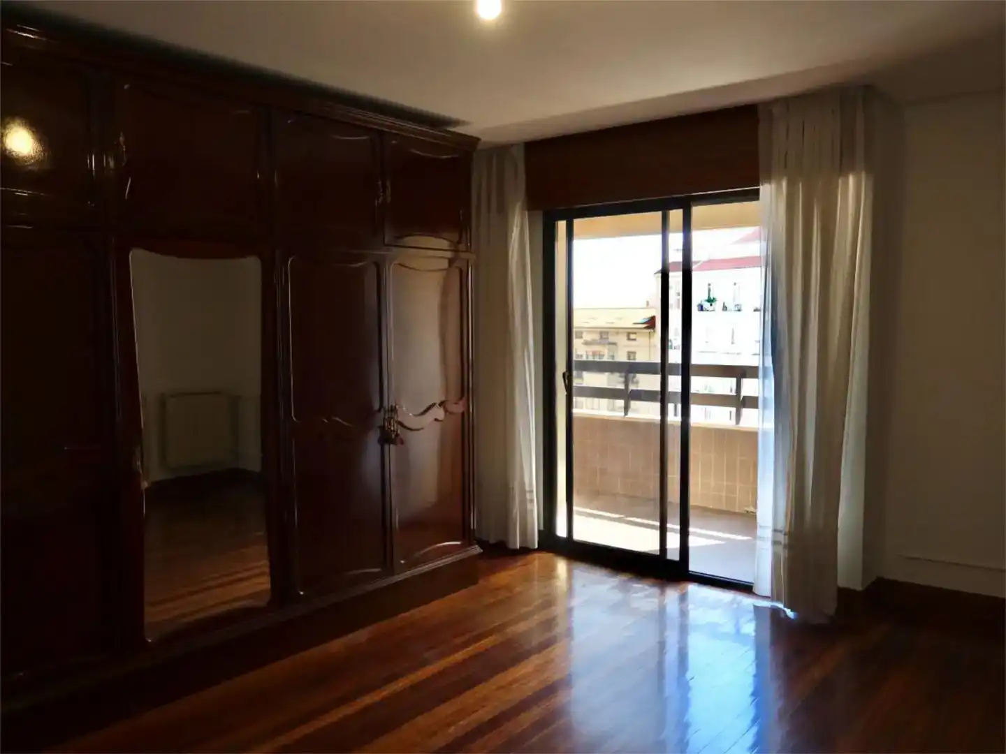 Schlafzimmer von Wohnung zur Miete in Santander