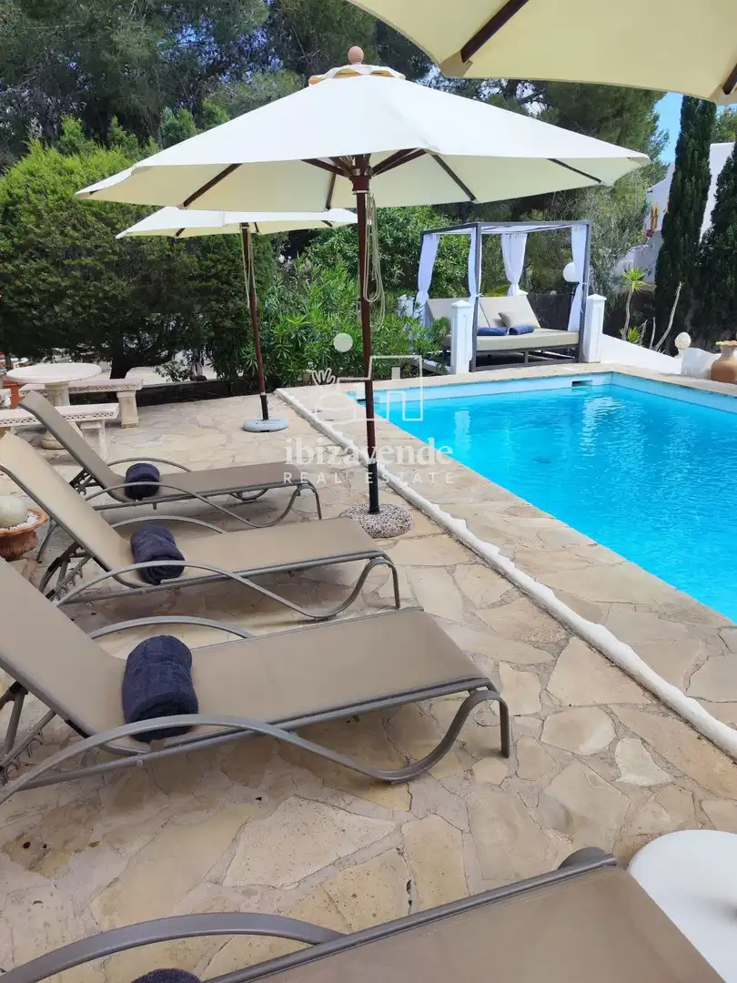 Piscina de Casa o xalet de lloguer en Sant Josep de sa Talaia amb Aire condicionat, Calefacció i Jardí privat