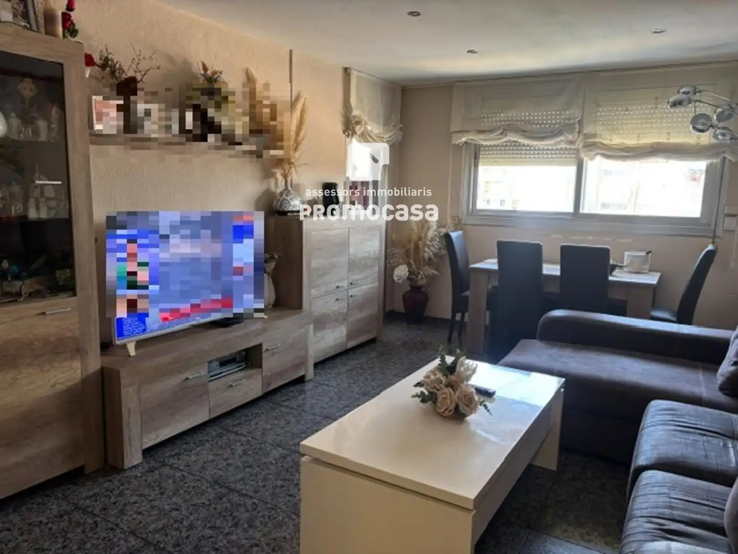 Sala de estar de Piso en venta en Badia del Vallès con Aire acondicionado, Terraza y Balcón