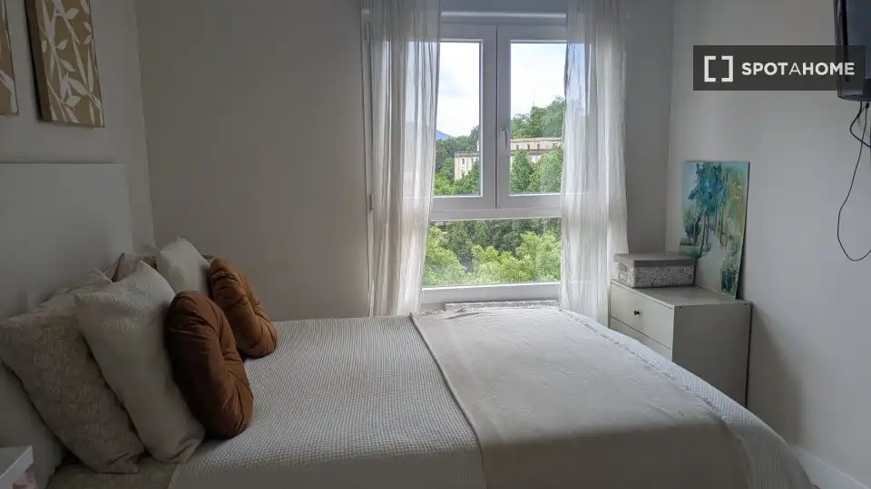 Habitación de Apartamento para compartir en Leioa con Aire acondicionado, Terraza y Amueblado