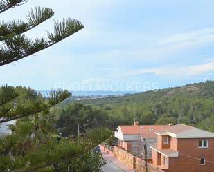 Vista exterior de Casa o xalet en venda en  Tarragona Capital amb Aire condicionat, Calefacció i Jardí privat