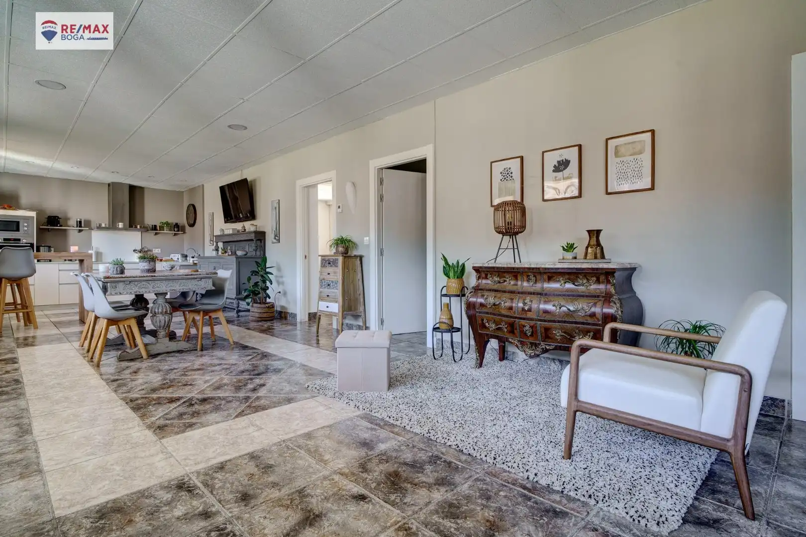 Sala d'estar de Casa o xalet en venda en Legazpi amb Calefacció, Jardí privat i Parquet