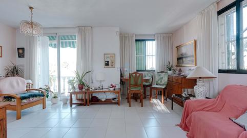 Foto 4 de Casa adosada en venda a Calle Joaquin Turina, Villamartín - Las Filipinas, Alicante