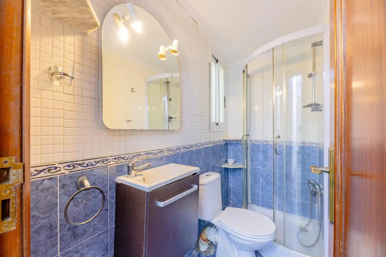 Bathroom of Flat for sale in Alboraya  with Air Conditioner and Alarm