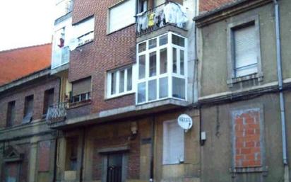 Exterior view of Flat for sale in León Capital 