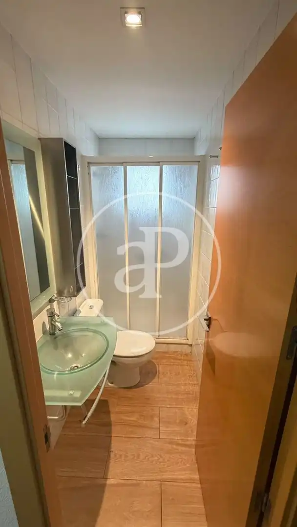 Baño de Piso de alquiler en Elche / Elx con Aire acondicionado, Calefacción y Amueblado