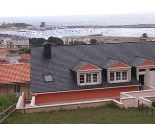 Vista exterior de Casa o xalet en venda en Cariño amb Terrassa