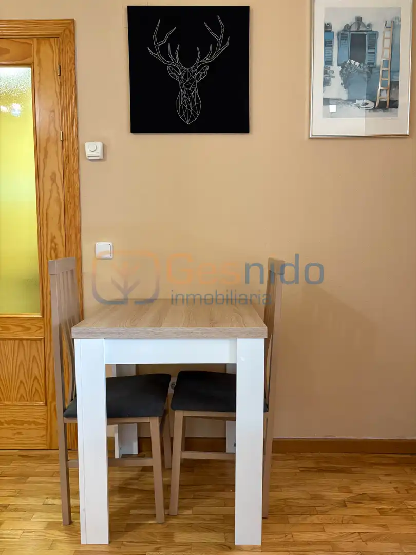 Comedor de Piso de alquiler en Segovia con Calefacción, Parquet y Terraza